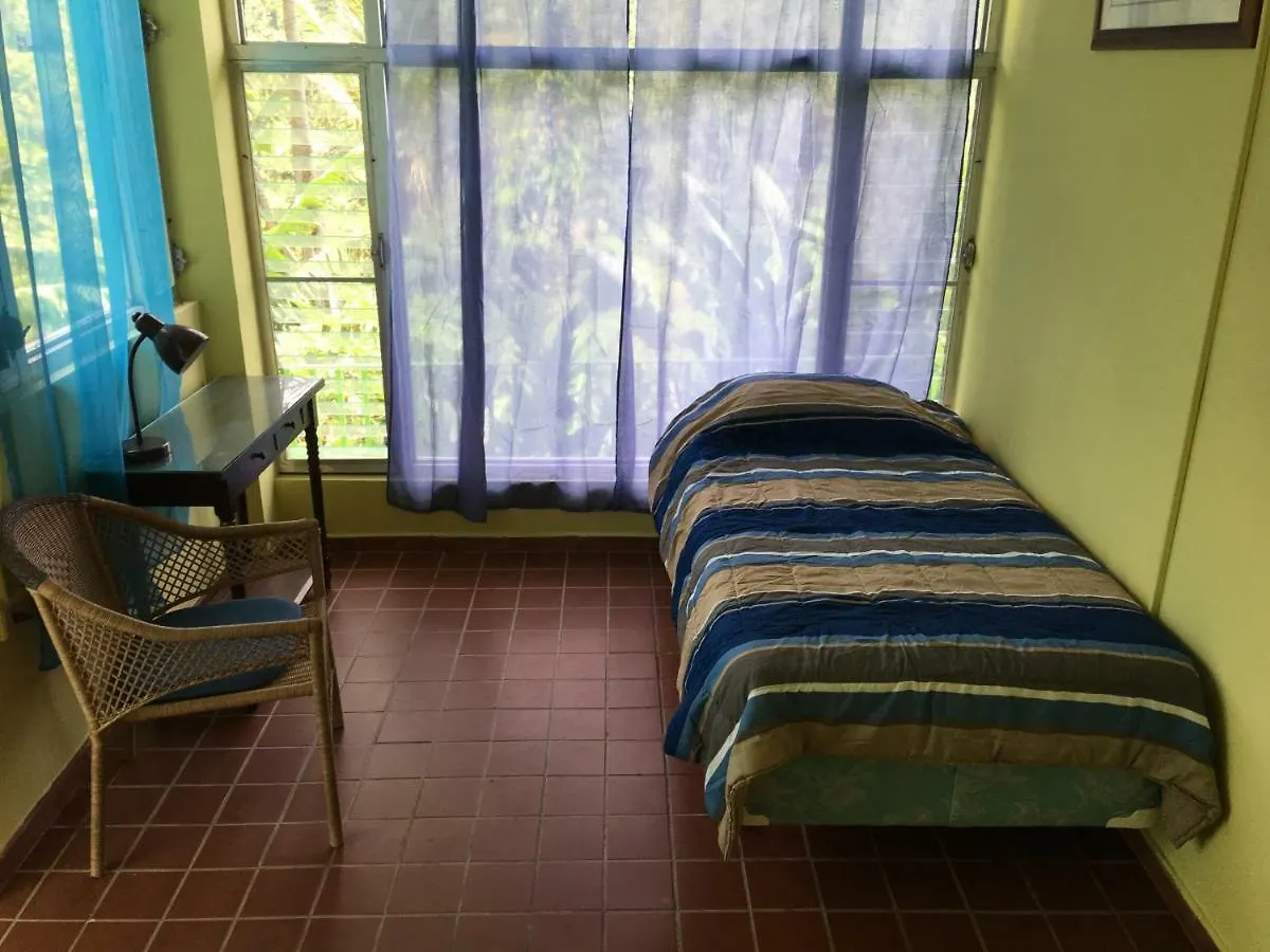 ** לינה וארוחת בוקר Naguabo Casa Cubuy Ecolodge פוארטו ריקו